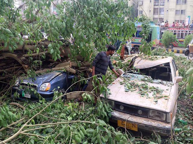 18 lives lost as rain lashes Karachi
