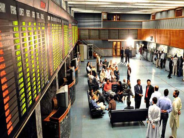 Late selling drags PSX down by 642 points