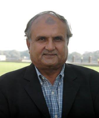Qasim lauds Sethi for restoring int’l cricket in Pakistan