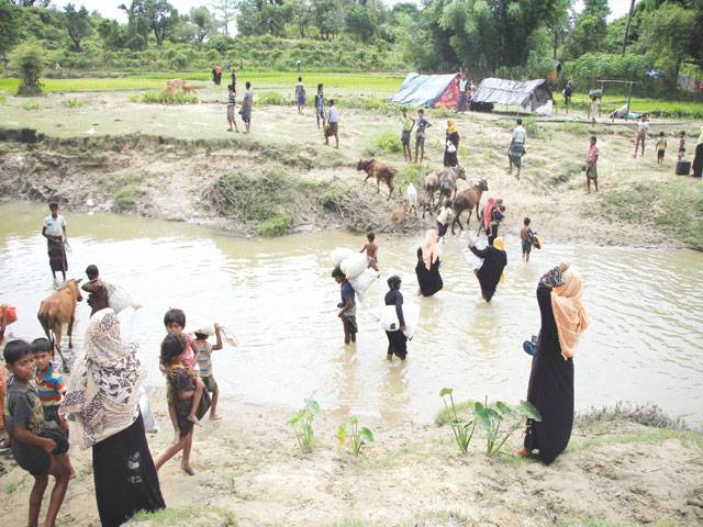 Rohingyas stranded on BD border as Myanmar fighting rages