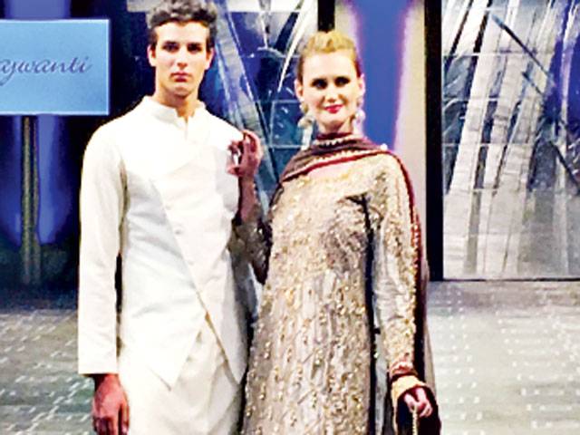 Pakistani fashion sweeps Genevois off their feet