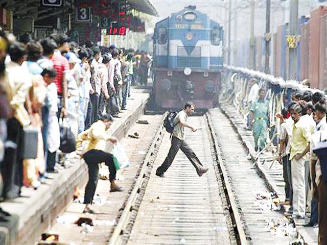 3 Indian students crushed by train while taking selfies