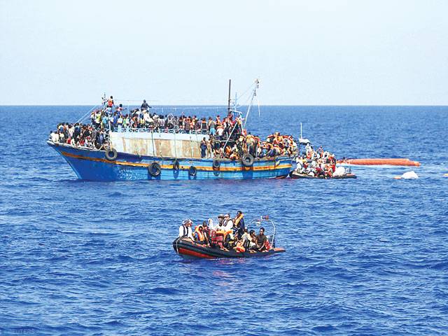 8 migrants drown as boat collides with navy vessel
