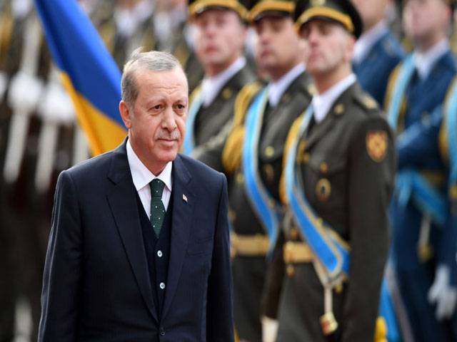 Erdogan steps up US row with ambassador boycott