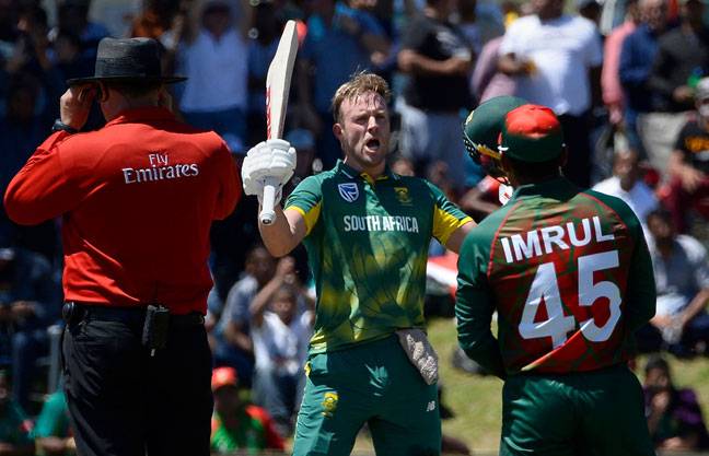 South Africa seal series with de Villiers' whirlwind 176