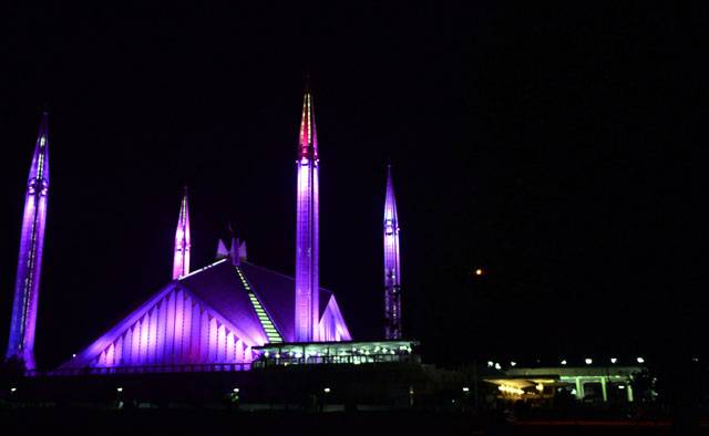 Faisal Mosque turns pink