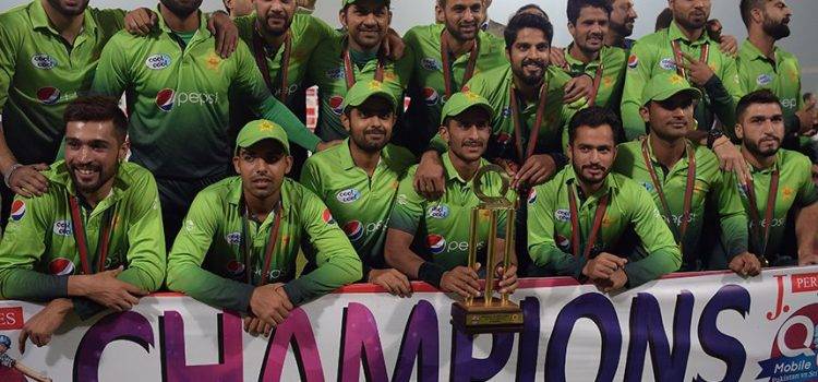 Pakistan move to top spot in ICC T20 rankings