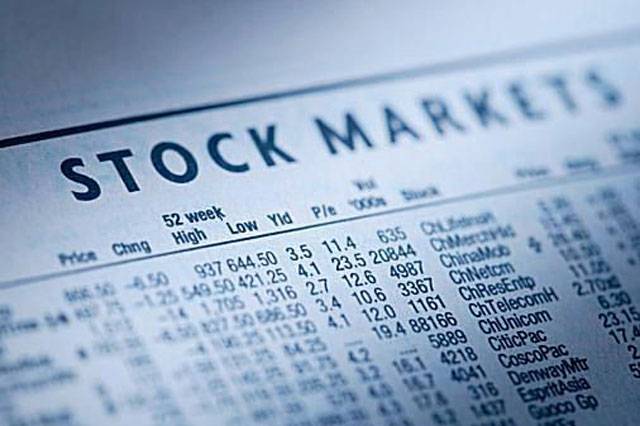 Stocks plummet 1.4pc amidst political chaos