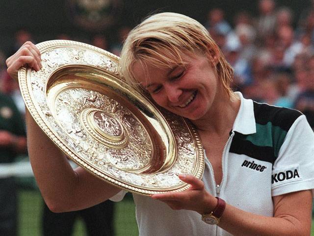 Former Wimbledon champion Jana Novotna dies aged 49
