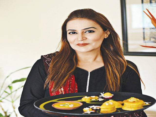 Umam Aizaz blends art in food