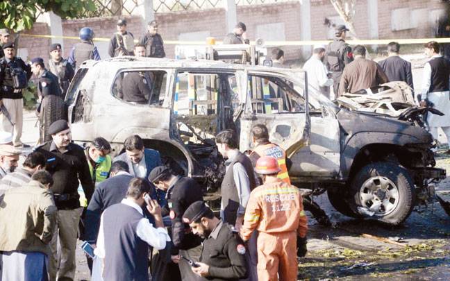 AIG martyred in LeJ’s Peshawar suicide hit