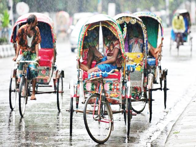 Bangladesh readies rickshaw for down-to-earth pope