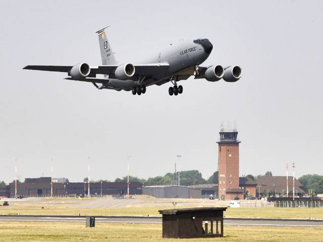 Shots fired at US base in England