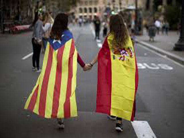 Divided Catalans head to regional polls