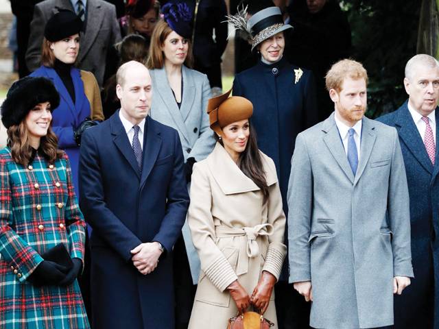 Meghan joins royals for Christmas service