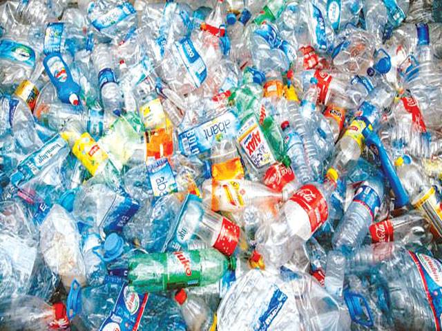 UK ‘faces build-up of plastic waste’