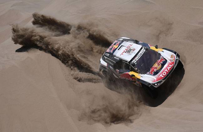 Loeb wins Dakar fourth stage, Sunderland out injured