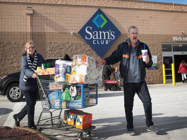 US-Sam's Club's to close over 60 stores