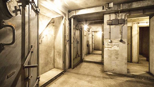 WWII bunker hidden under Paris train station