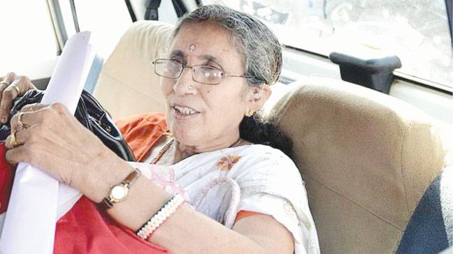 Modi's wife survives fatal car crash