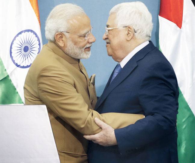 Modi becomes first Indian PM to visit West Bank