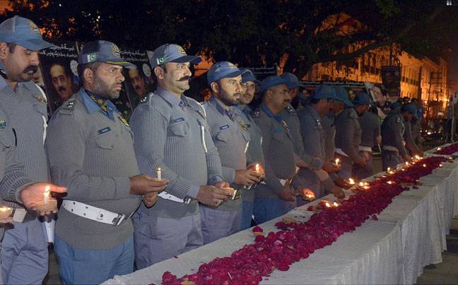 Candles vigil for martyrs of Chairing Cross incident