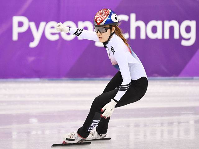 Choi inspires Korea to Olympic relay gold, Christie crashes again