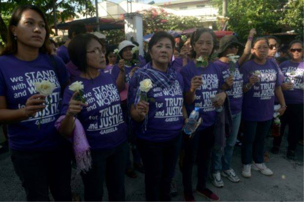 Philippines arrests widow of slain militants