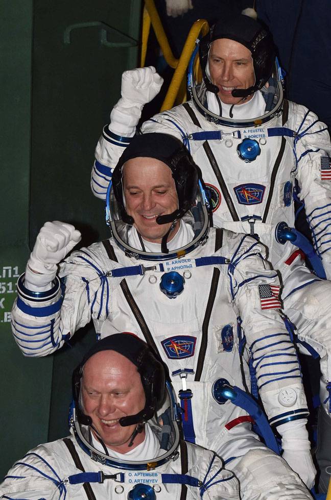 Two Americans, one Russian blast off for ISS