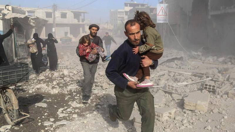Air strikes return to Syria’s Ghouta killing 32