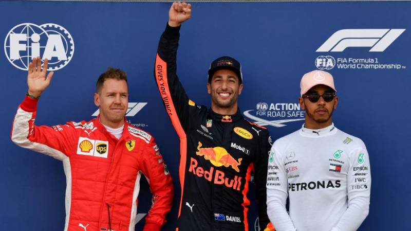 Ricciardo romps to Monaco pole, crash woe for Verstappen