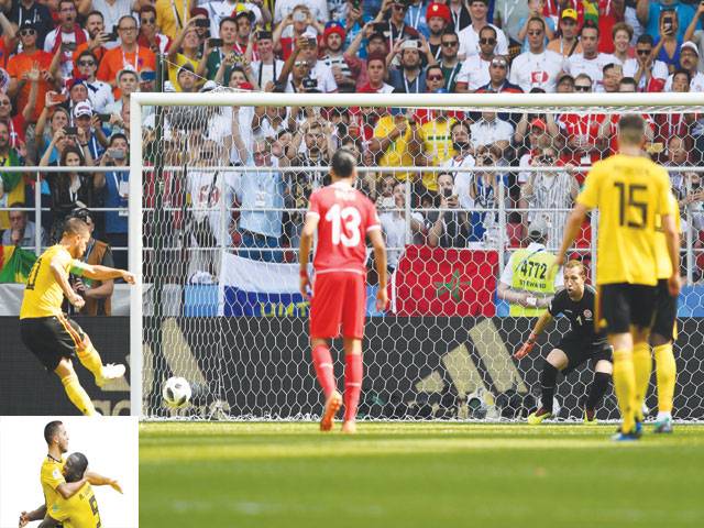 Lukaku, Hazard dazzle in seven-goal thriller