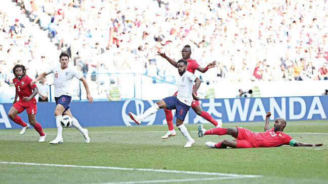 Kane hits hat-trick in England rout of Panama to reach last 16