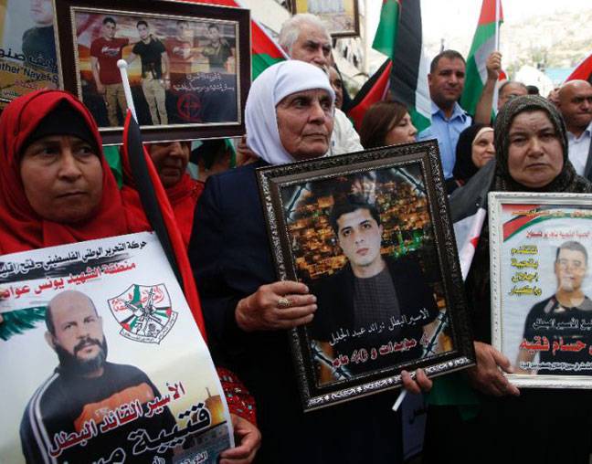 Palestinians flay Israel penalty for prisoner families