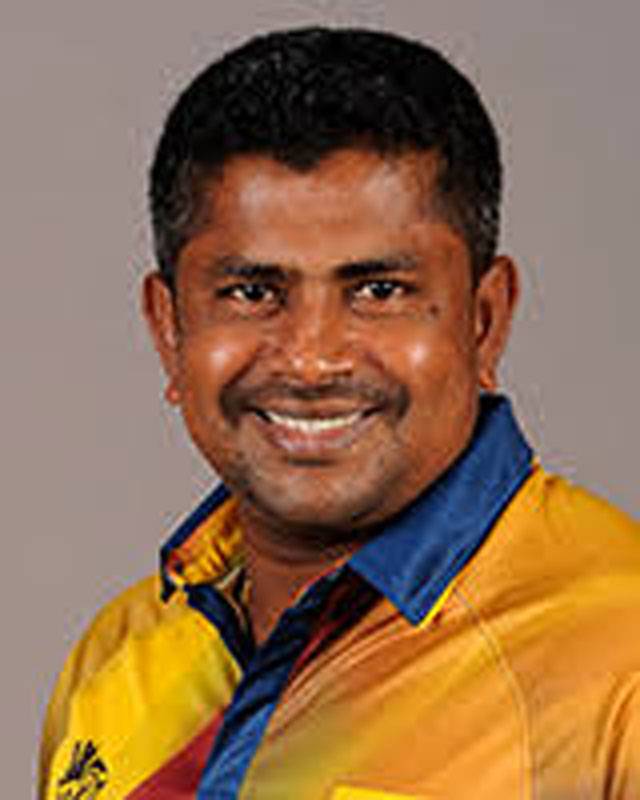 Herath may retire from int’l cricket in Nov