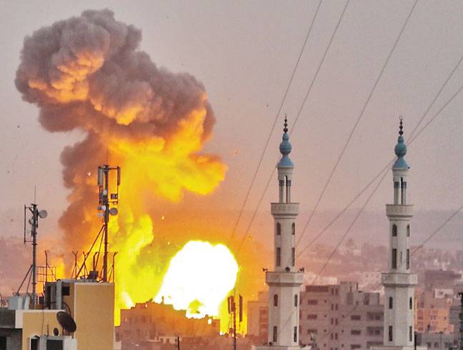 UN warns of war as deadly Israeli strikes pound Gaza