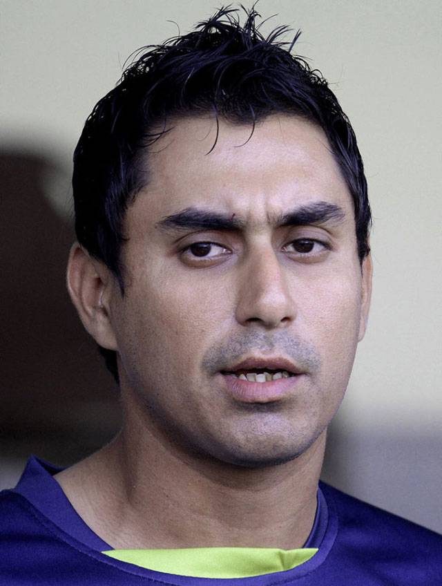 Jamshed banned for 10 years for spot-fixing