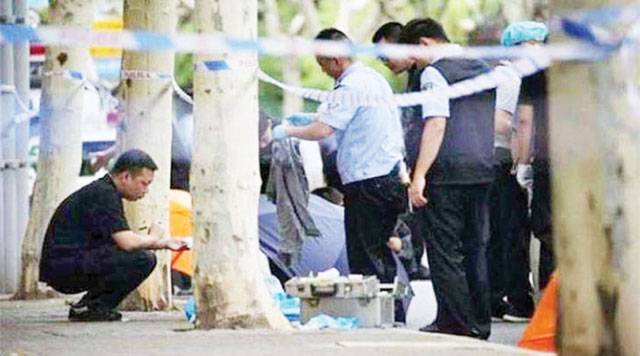 Knifeman kills six in southern China
