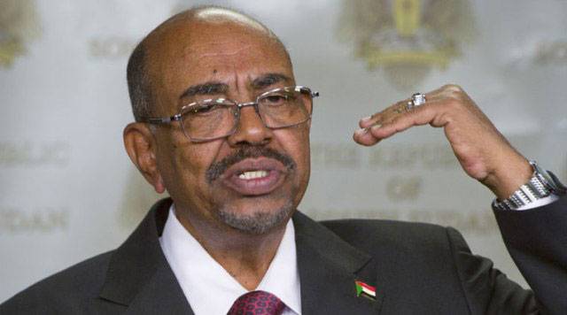 Sudan's President Bashir swears in new PM
