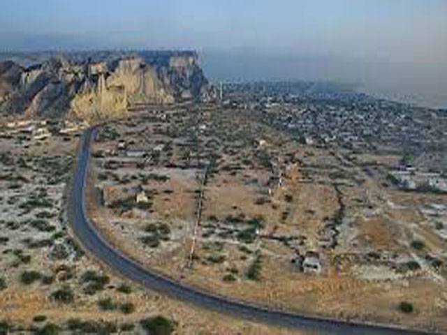 CPEC western, eastern routes to be completed by next year