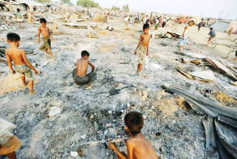 Fire in refugee camp kills 6 Rohingya in Myanmar