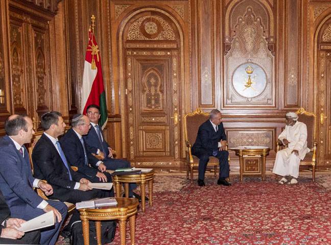 Oman's Sultan meeting with Israeli Prime Minister