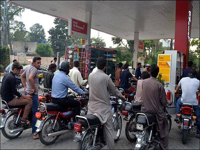 Petrol shortage reported in some areas of Lahore