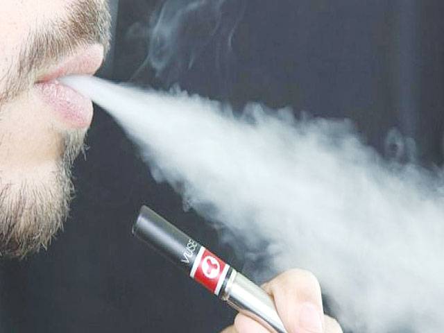 Vapers inhale much lower levels of toxins than smokers: study