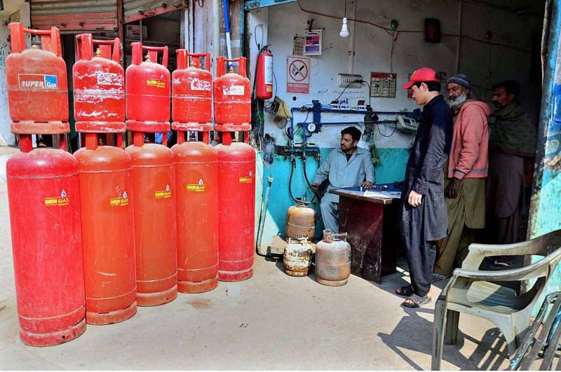 Illegal LPG decanting goes unchecked 