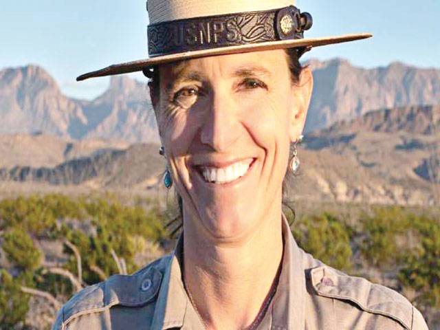 Great Smoky Mountains park will get its first female chief ranger