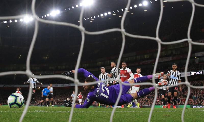 Arsenal climb to third with victory over Newcastle