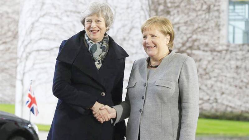 May to meet Merkel on today amid Brexit crisis