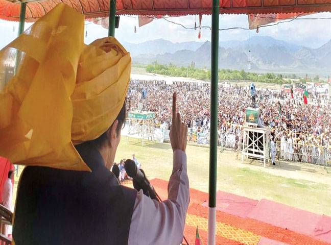 PM pledges Rs100b every year to uplift tribal areas