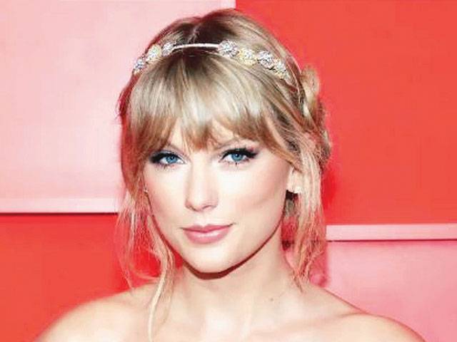 Taylor Swift’s ‘Me’ breaks YouTube record